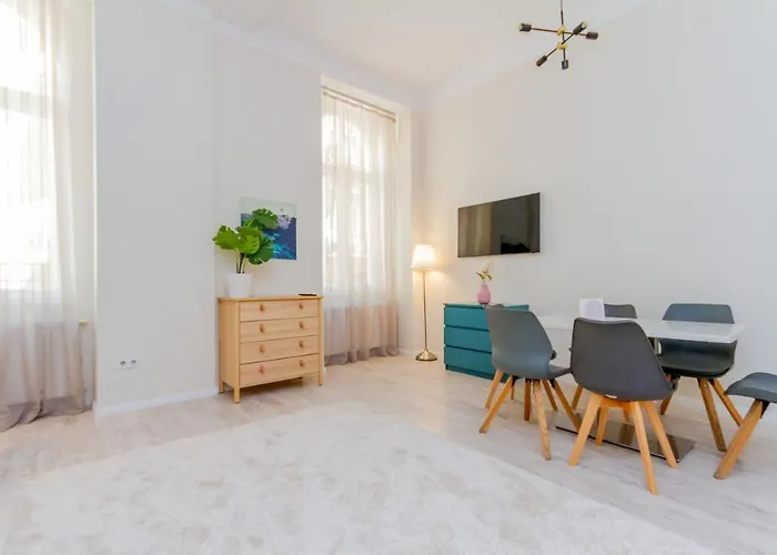 Dohany Str Downtown Apartment