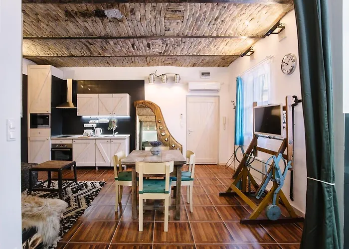 The Nest In Downtown Budapest