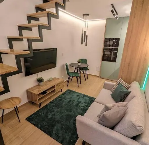 Kerteszstudio - Newly Renovated Modern Apt In The City Center