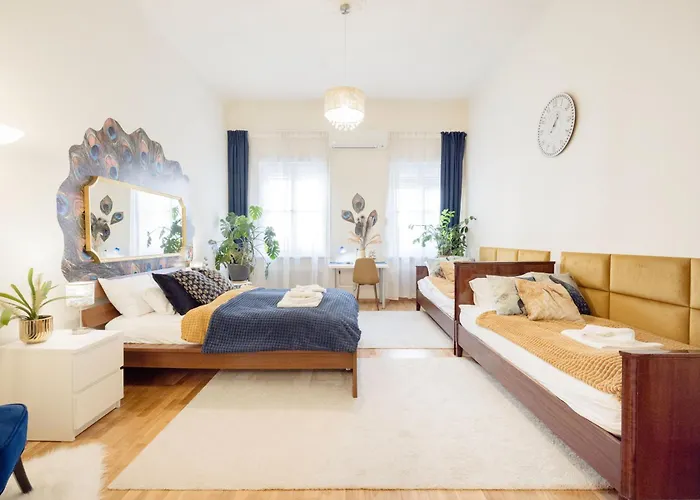 Rose Residence - Elegant Home