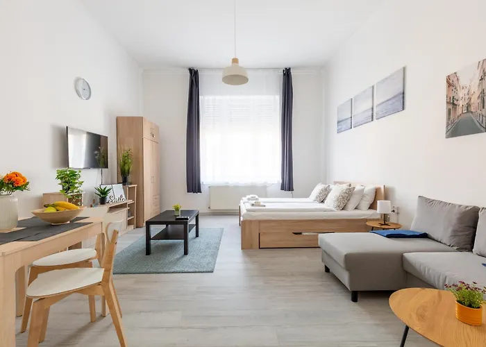 Merax Apartment
