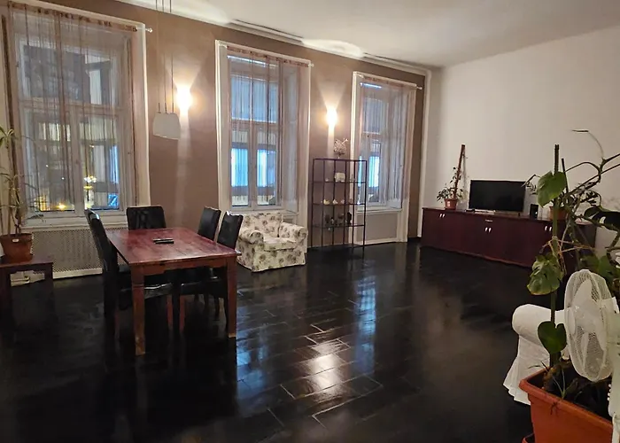 Mirella Apartman