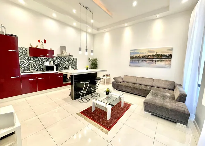 Amazing Swedish 3 Rooms Apartment In The City Center