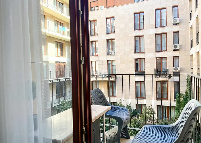 Giardino By Artemisia Apartments