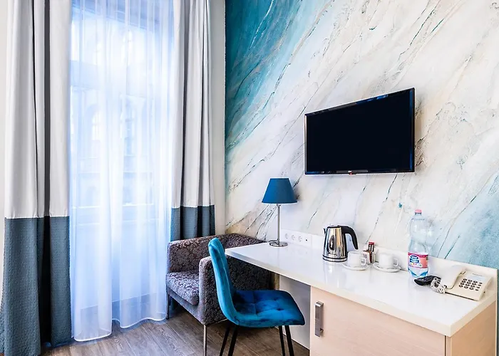 Atrium Fashion Hotel