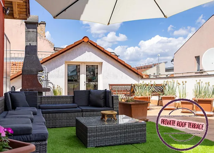 Center Penthouse Apartment - Huge Terrace And Free Parking - Tram/Metro - Ac