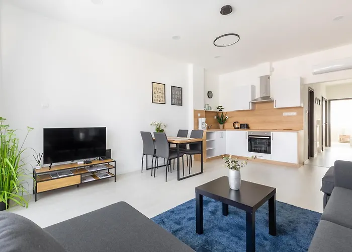 Gde Rakoczi 27 Apartmant