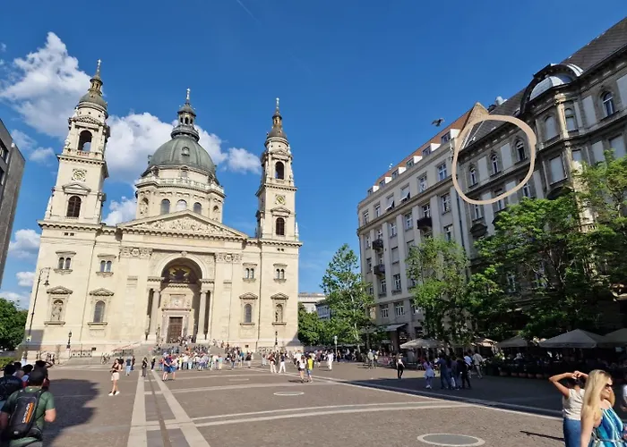 Eklectic Basilica Apartment