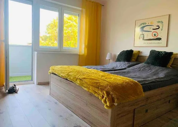 45M2 Buda Hillside With Panorama & Free Parking!