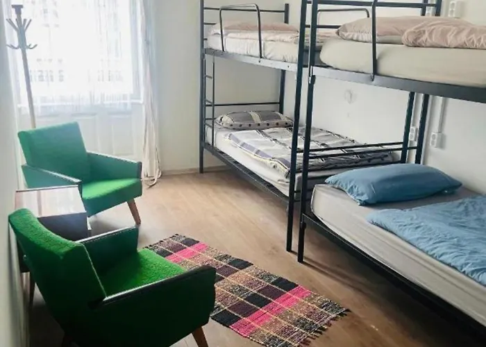Doxie Hostel - Beds And Dorms