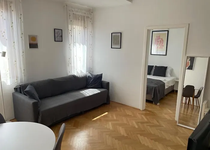 Bda City Apartment
