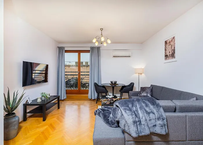 Venus Apartments - Helena Haz