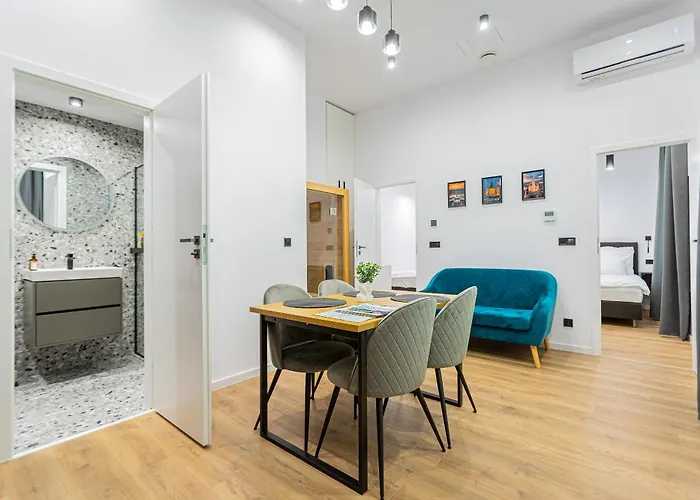 Deluxe4 Apartment With 2 Rooms Next To The Synagogue Free Air Conditioner, Sauna