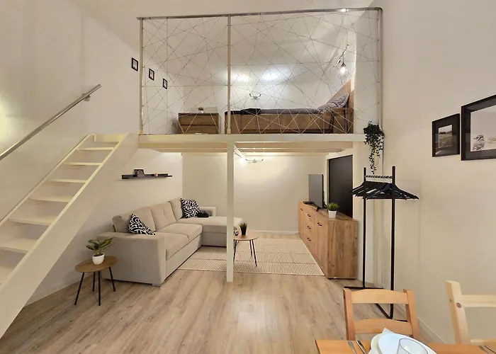 Lonyay Riverside Apartment Near The Danube