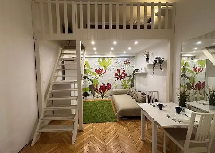 Downtown Majestic Apartment