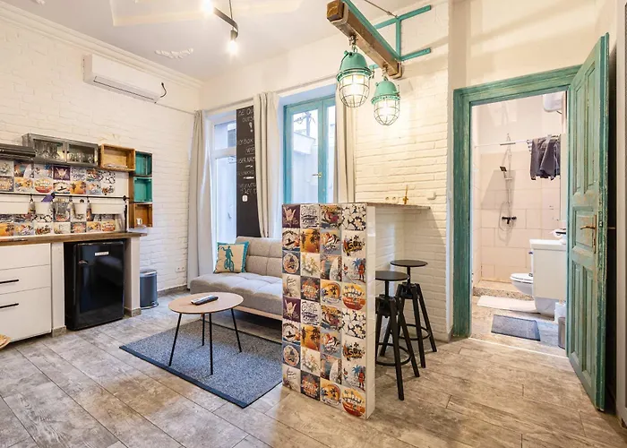 The Luxe Hideaway W40