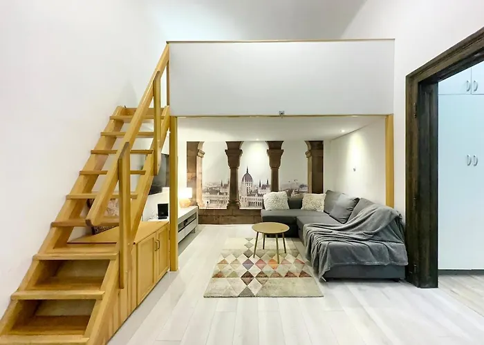 Ati\'S Home - Downtown 2 Bedroom Apartment
