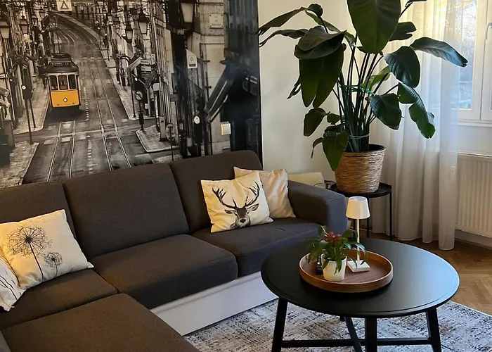 West Budapest Apartman