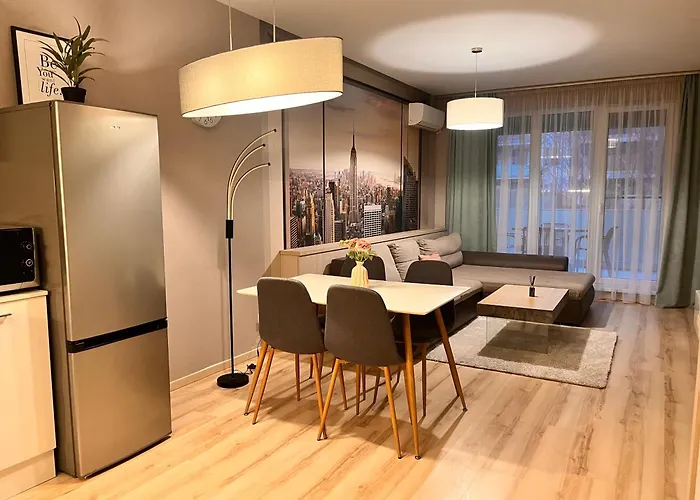 Corvin Luxury Apartment For Groups And Families