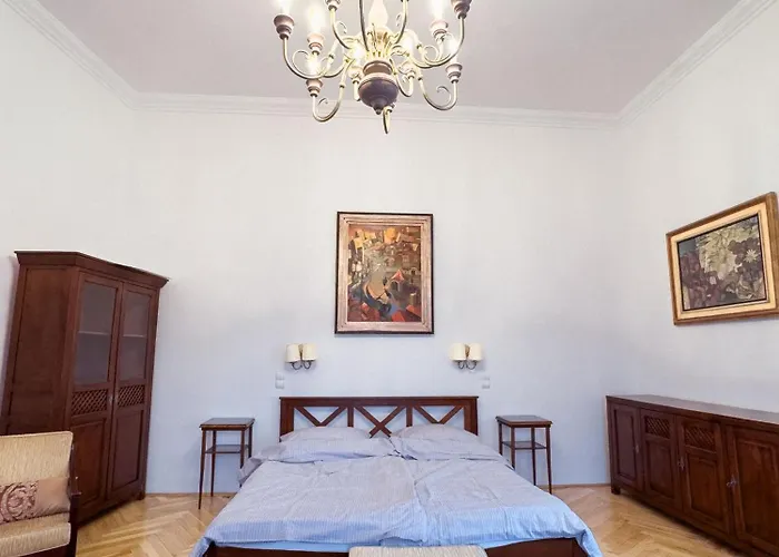 Buda Castle View Grand Apartment