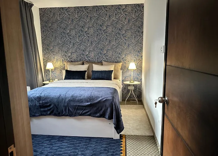 Wellness Spa Suite By The Opera