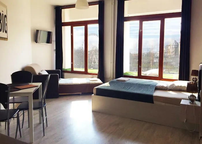 Zoom-Budapest Apartments