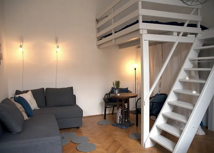 K7-3 Kazinczy Apartment