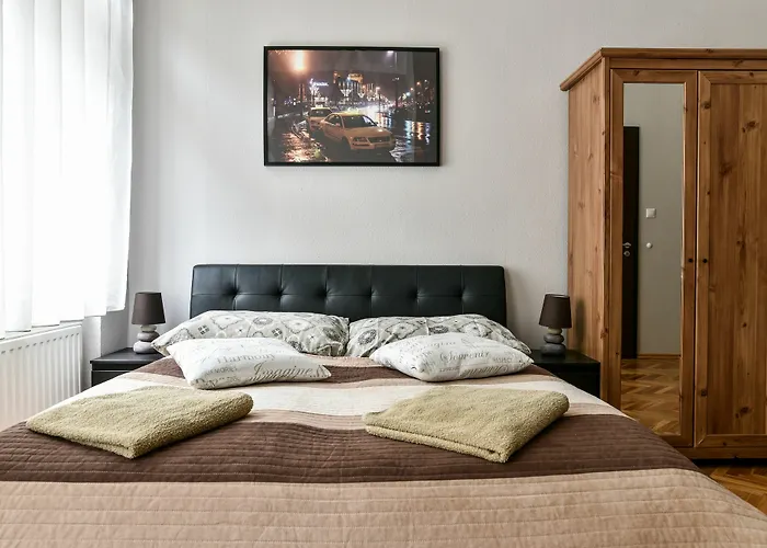 Corvin Point Rooms&Apartments