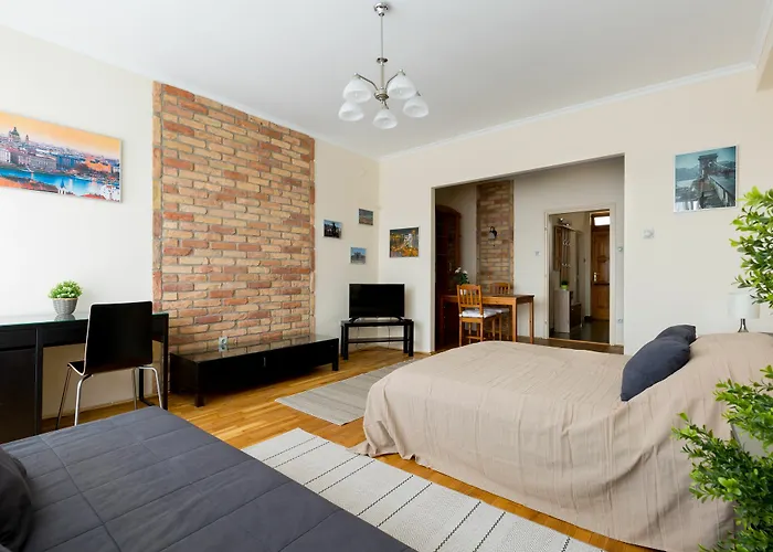 Bpm - East Station Apartments
