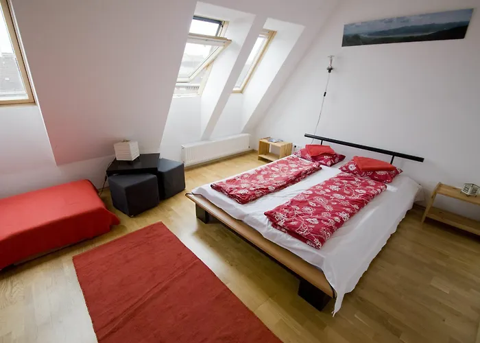 Bell Hostel And Guesthouse