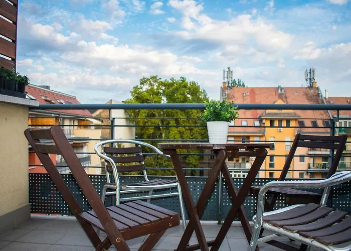 Viola Apartment