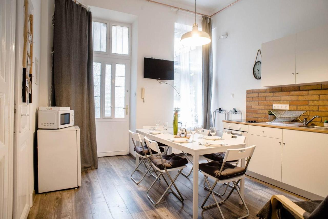 Appartamento Comfy, Renewed 3 Bedroom In Center Budapest