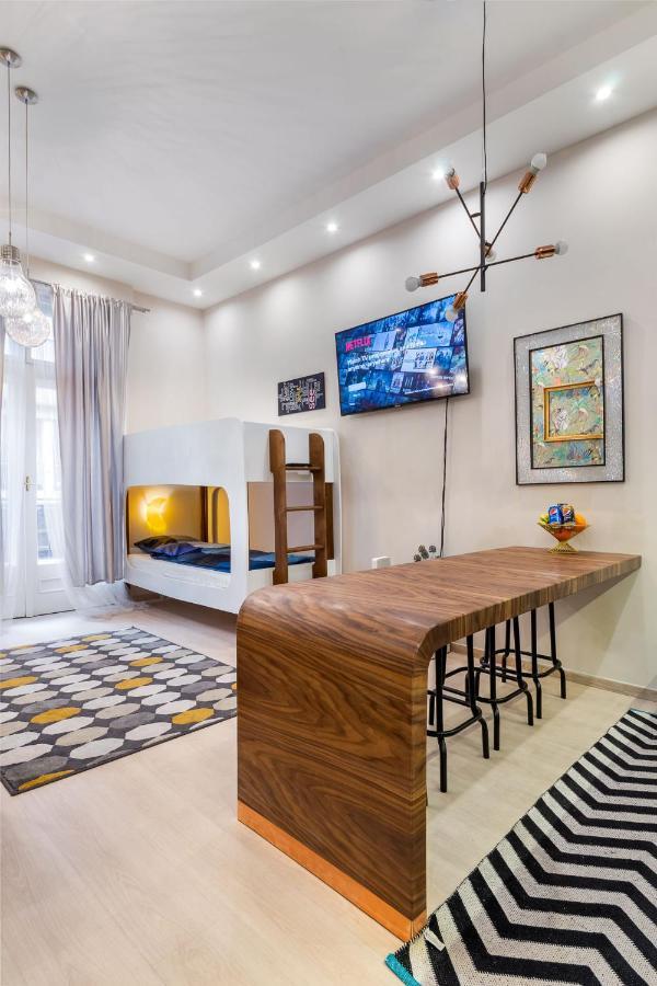 Economy Downtown Design - Free Parking - Balcony - Super Puplic Transport - Ac Appartement *