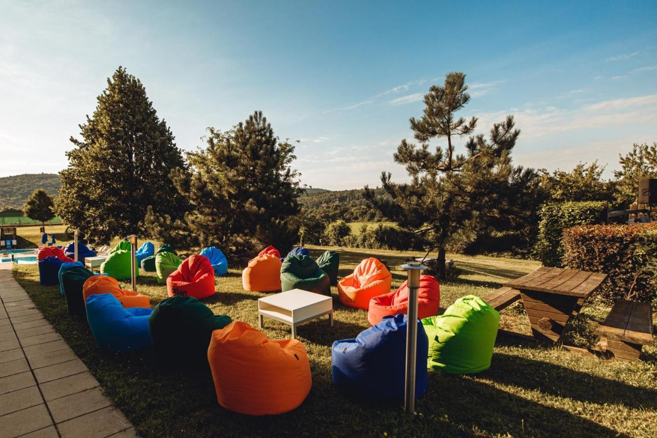 Hotel Petnehazy 3*