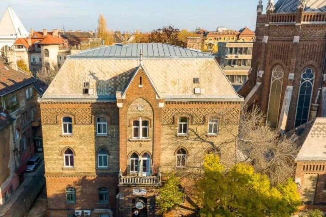 Dominik Panzio Bed & Breakfast