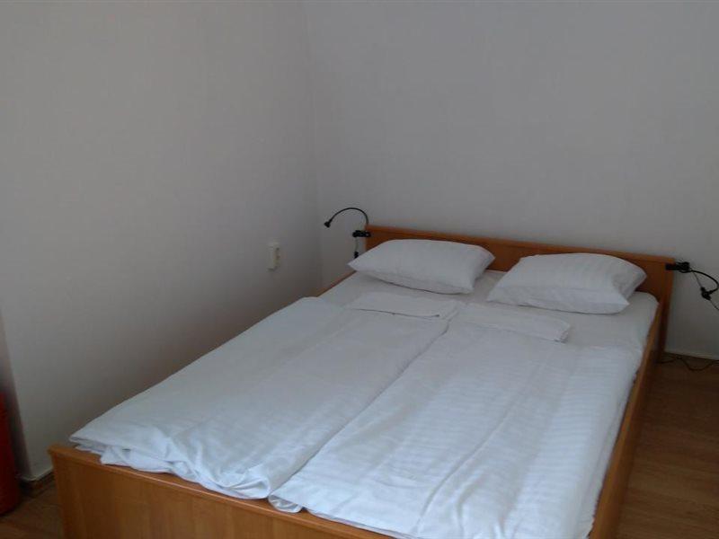 Pensjonat Broadway 2*