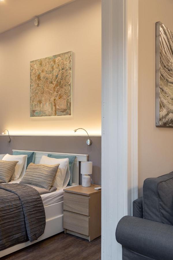 Luxury Central Next To The Fashion Str. Apartamento Budapest