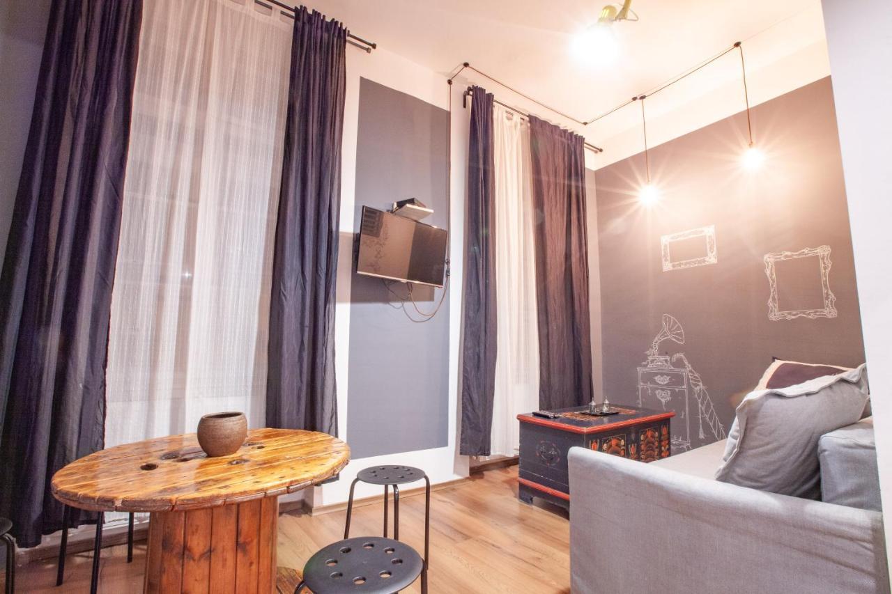 Aparthotel Hedonist Lodge 3*