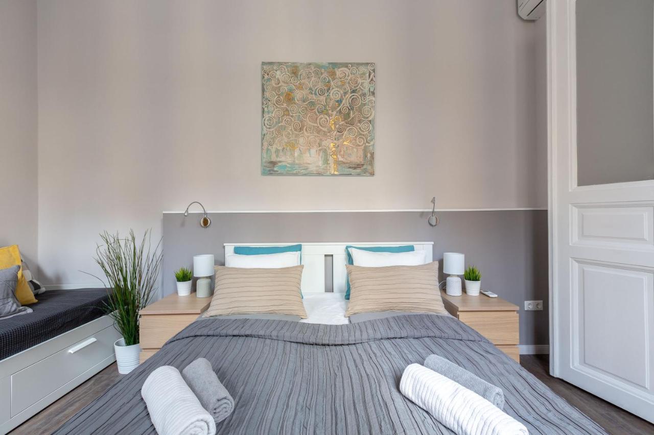 Luxury Central Next To The Fashion Str. Apartamento *