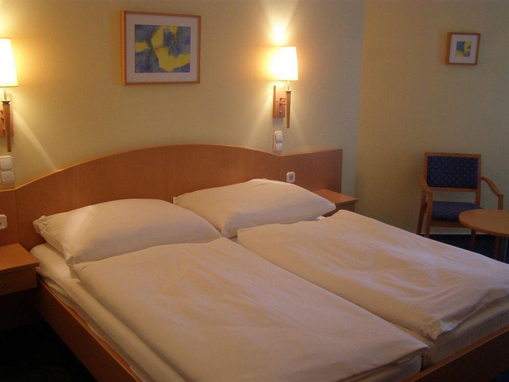 Corvin Sissi Wing Hotell