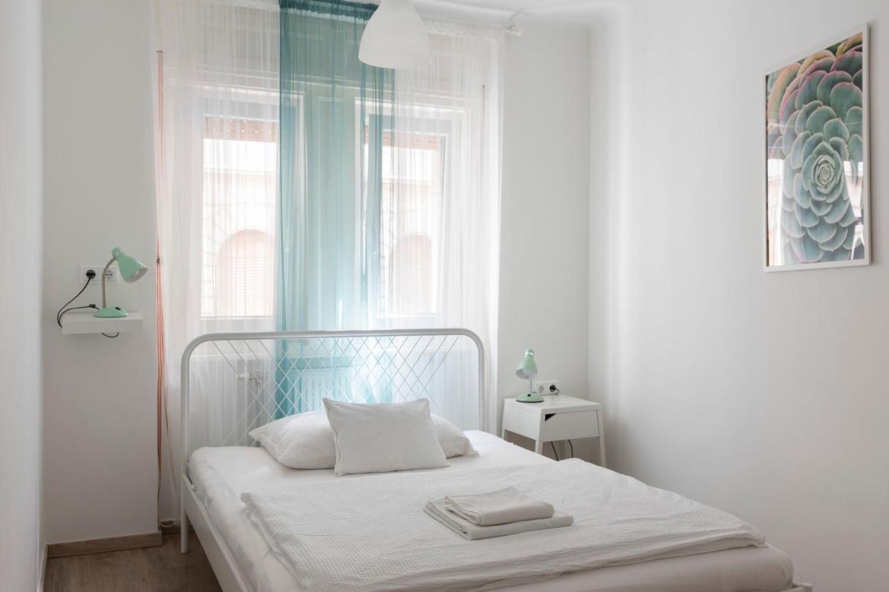Capsule hotel Vajda 15