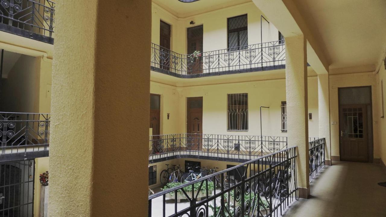 River Center Appartement *