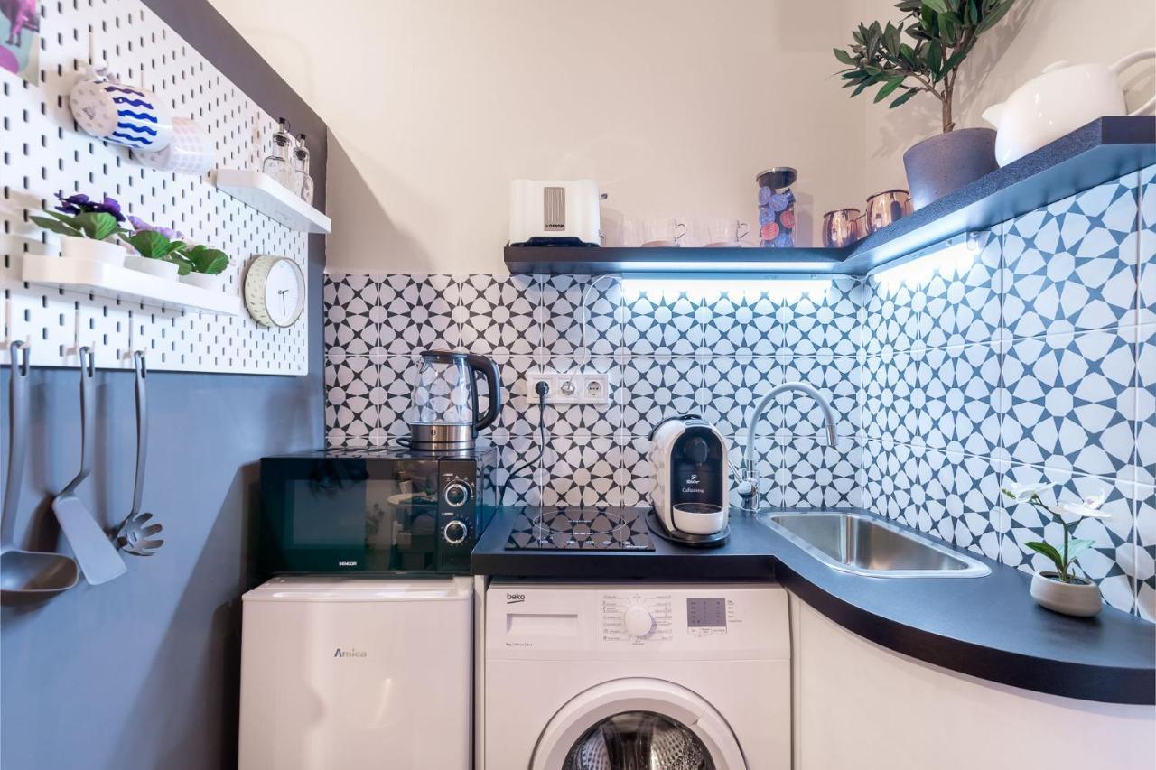 Economy Downtown Design - Free Parking - Balcony - Super Puplic Transport - Ac Appartement