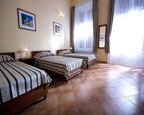 Hotel Museum 3*