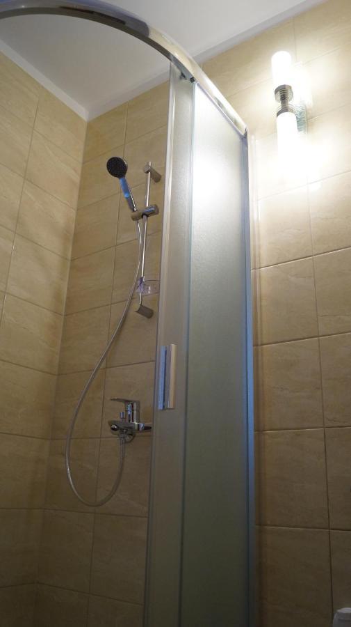 Sinko - Free Garage Parking, Central, 2 Bedrooms 4 Single Beds, Flexi Check-out Apartmán