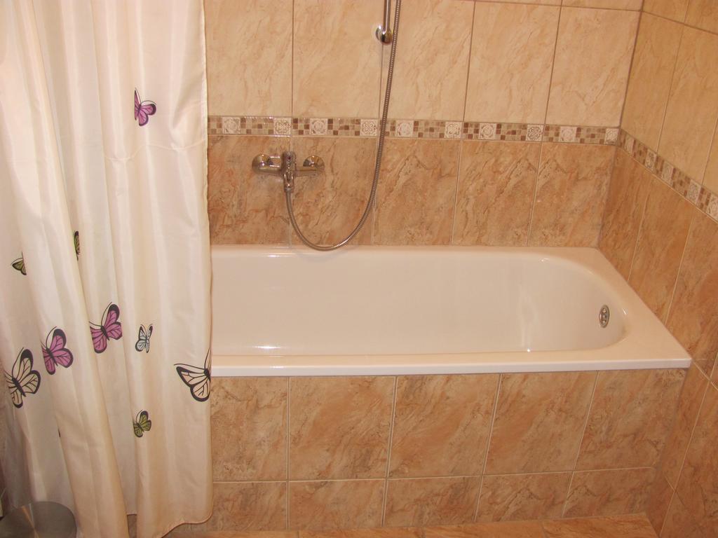 Apartamento Károly