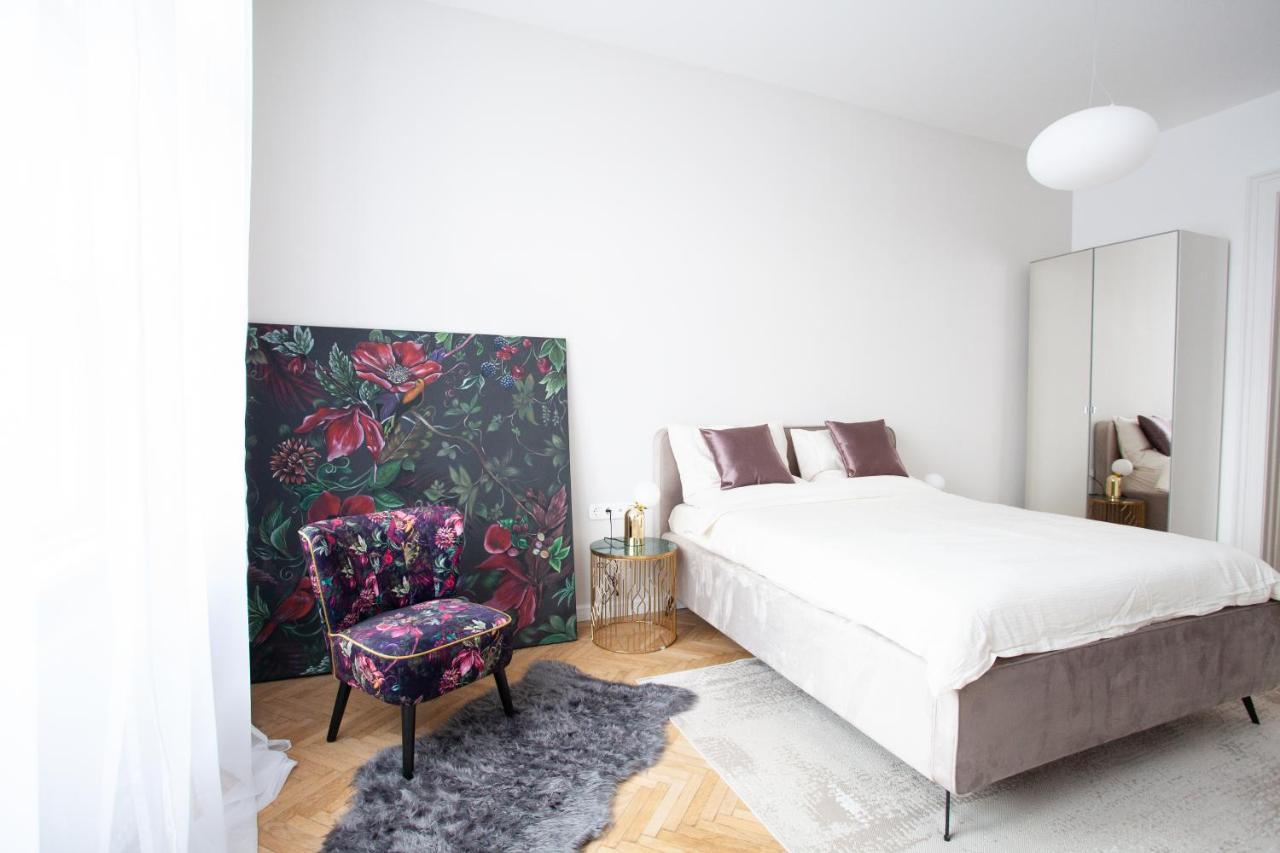 Real Deluxe Next To Danube Apartment Budapest