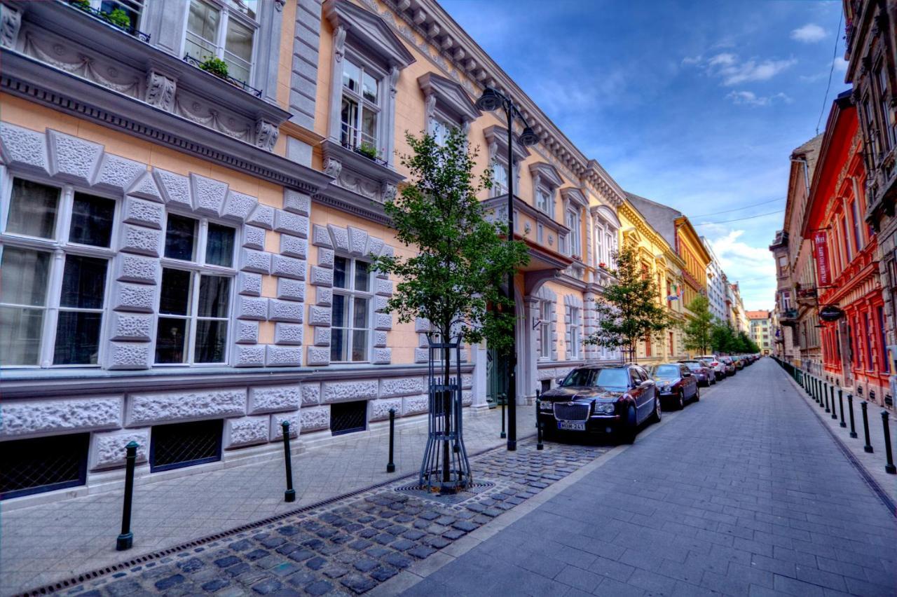 Gellerico At Horanszky Street *