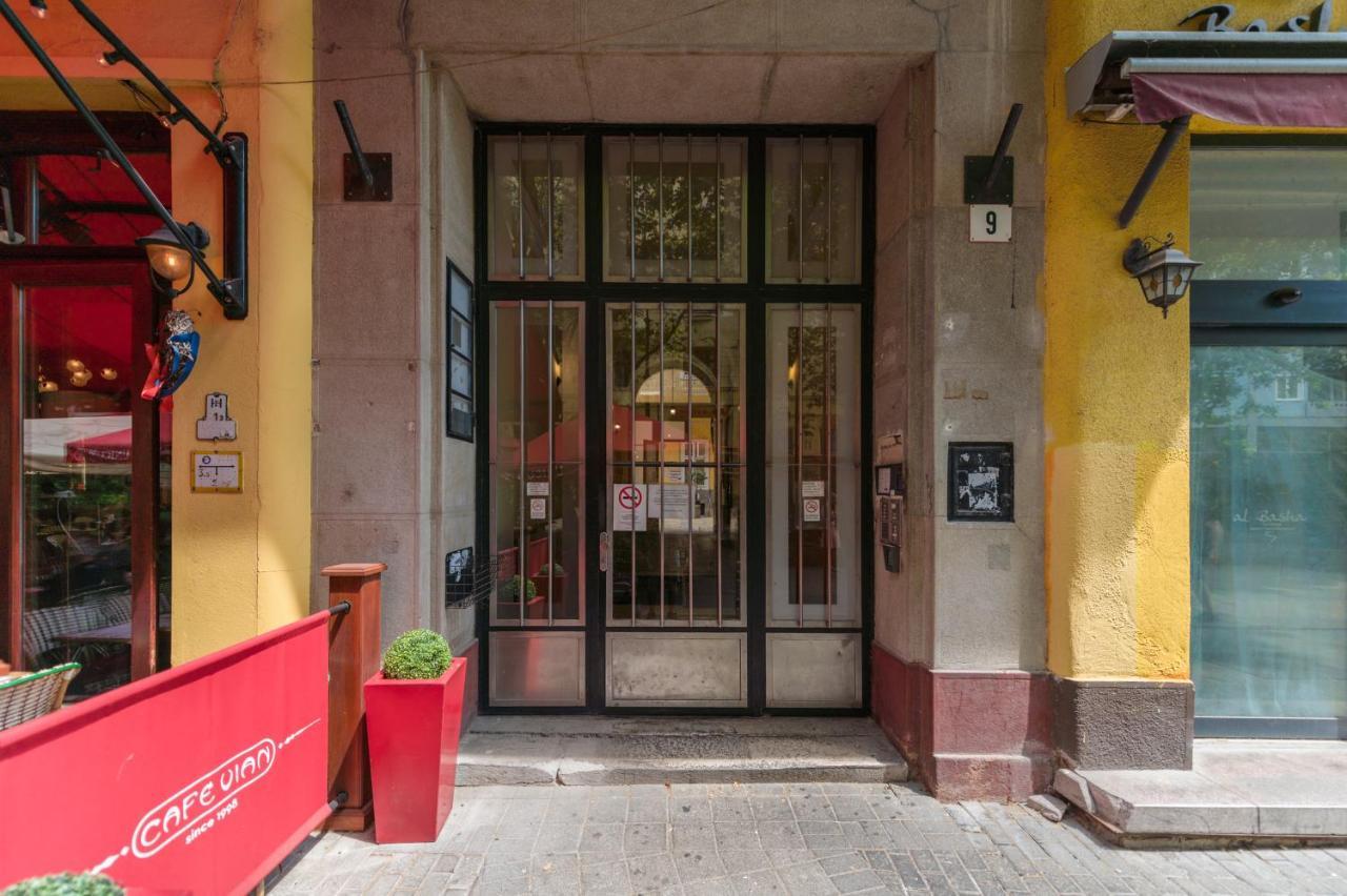 Music Academy Cafe Vian Kft * Budapeszt
