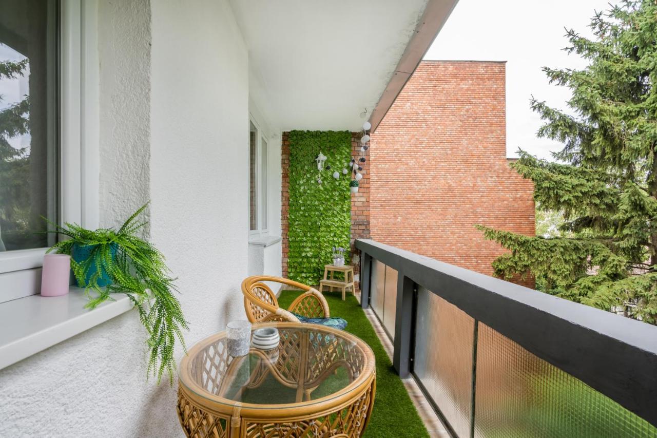Appartement Belleville With Balcony *
